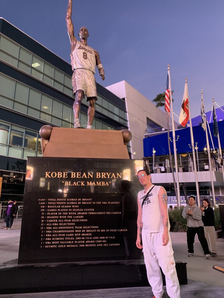 IMG_2443-768x1024 Bir helikopter kazası ve bir efsanenin ölümü